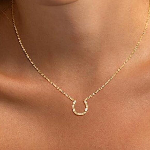 Neiman Marcus 14K Gold Plated Horseshoe Clover Pendant Necklace - Picture 3 of 5